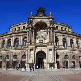 Semperova opera
