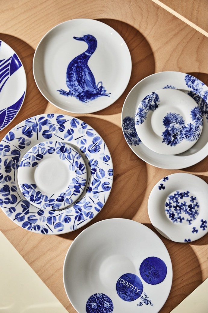 Galerie: Krása malovaná na porcelán