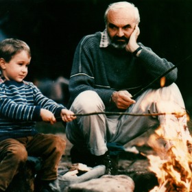 Šestiletý Andrej Chalimon se Zdeňkem Svěrákem v roce 1996.
