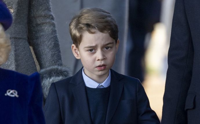 2019
Rozvážný princ George na Štědrý den v roce 2019.
2019
Rozvážný princ George na Štědrý den v roce 2019.