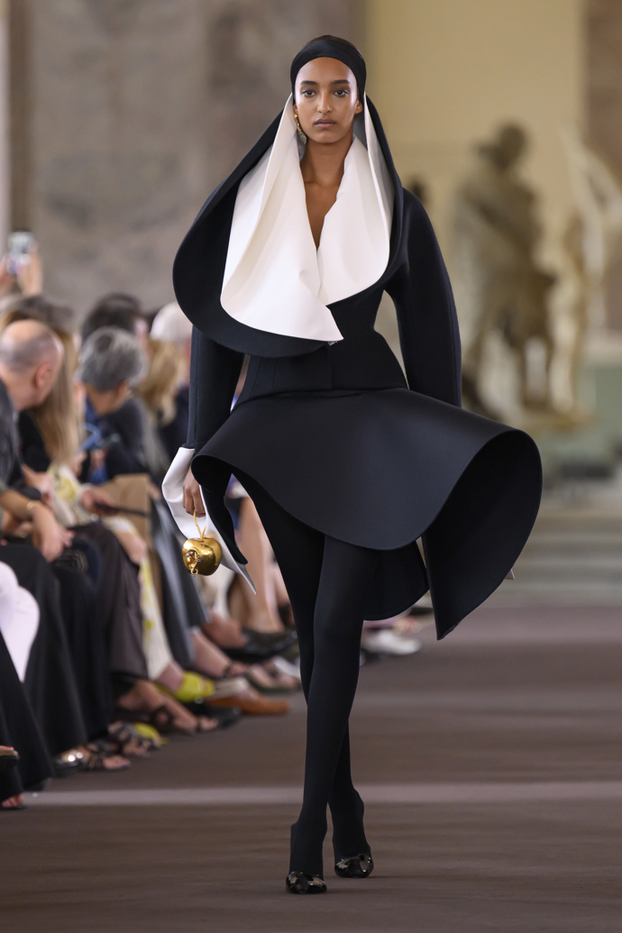 Schiaparelli
