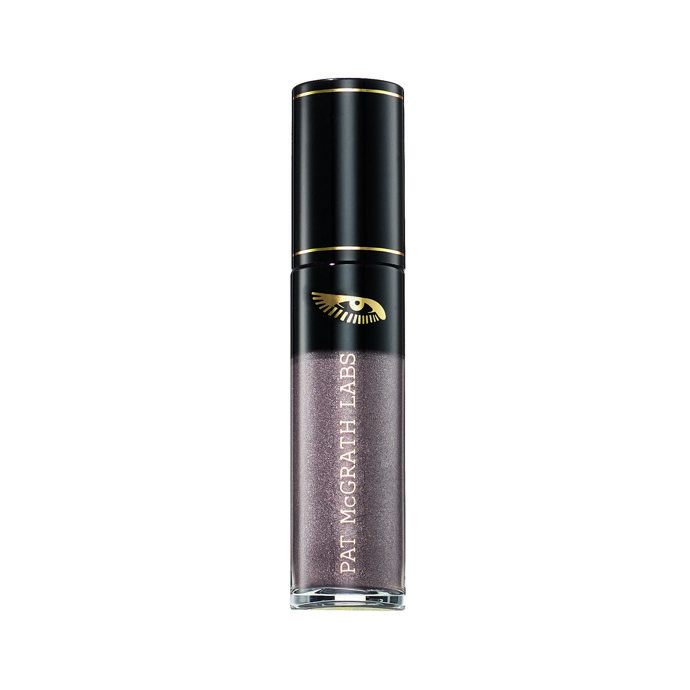 Tekuté oční stíny Fetisheyes Legendary Wear Liquid Shadow, Pat McGrath Labs, 6,1 ml, 940 Kč
Tekuté oční stíny Fetisheyes Legendary Wear Liquid Shadow, Pat McGrath Labs, 6,1 ml, 940 Kč