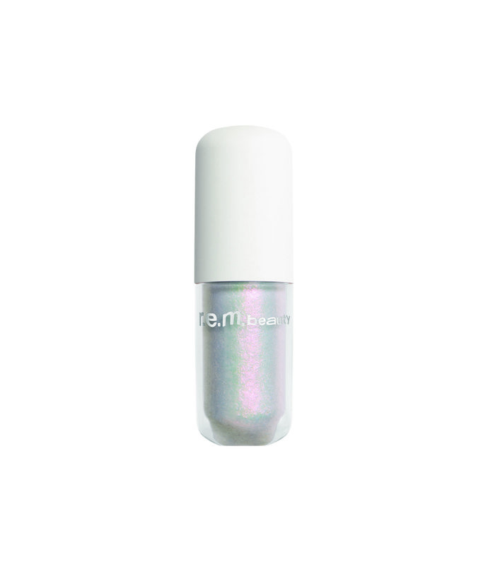 Třpytivé tekuté oční stíny Midnight Shadows, R.E.M. Beauty, 4 ml, 450 Kč
Třpytivé tekuté oční stíny Midnight Shadows, R.E.M. Beauty, 4 ml, 450 Kč