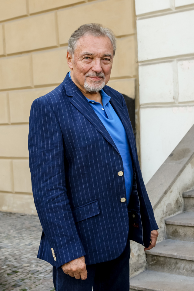 Karel Gott znovu ožil.