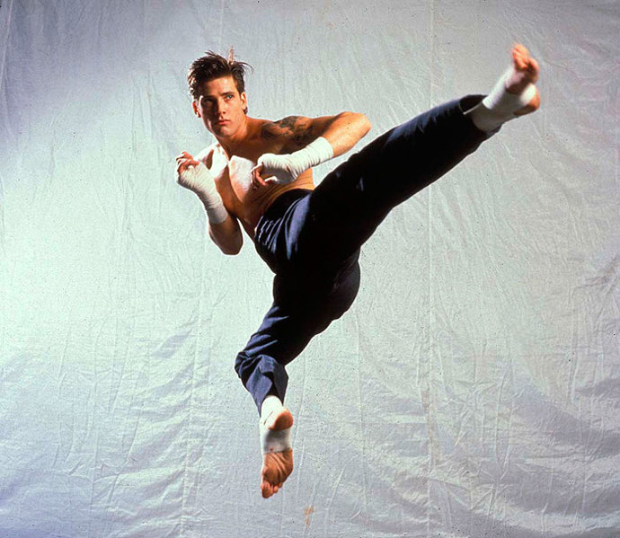 Cody Mitchell v trilogii Kickboxer.
Cody Mitchell v trilogii Kickboxer.