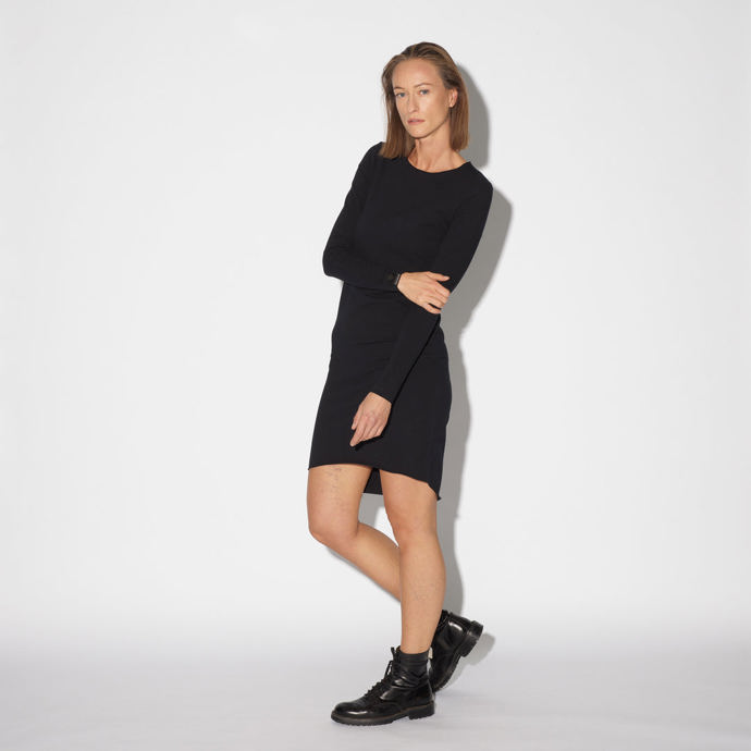 Černé šaty Lazy Dress, Wolfgang, 2200 Kč
Černé šaty Lazy Dress, Wolfgang, 2200 Kč
