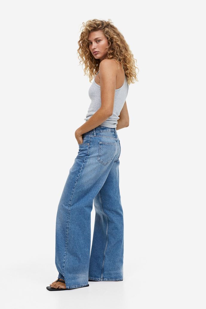 bokové džíny z 90. let, H&M, 999 Kč

Během Dnů Marianne platí při nákupu nad 800 Kč sleva pro členy věrnostního programu H&M Hello Member sleva 20 %.

