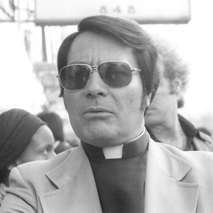 Jim Jones, zakladatel sekty Chrám Lidu, v roce 1977.
Jim Jones, zakladatel sekty Chrám Lidu, v roce 1977.