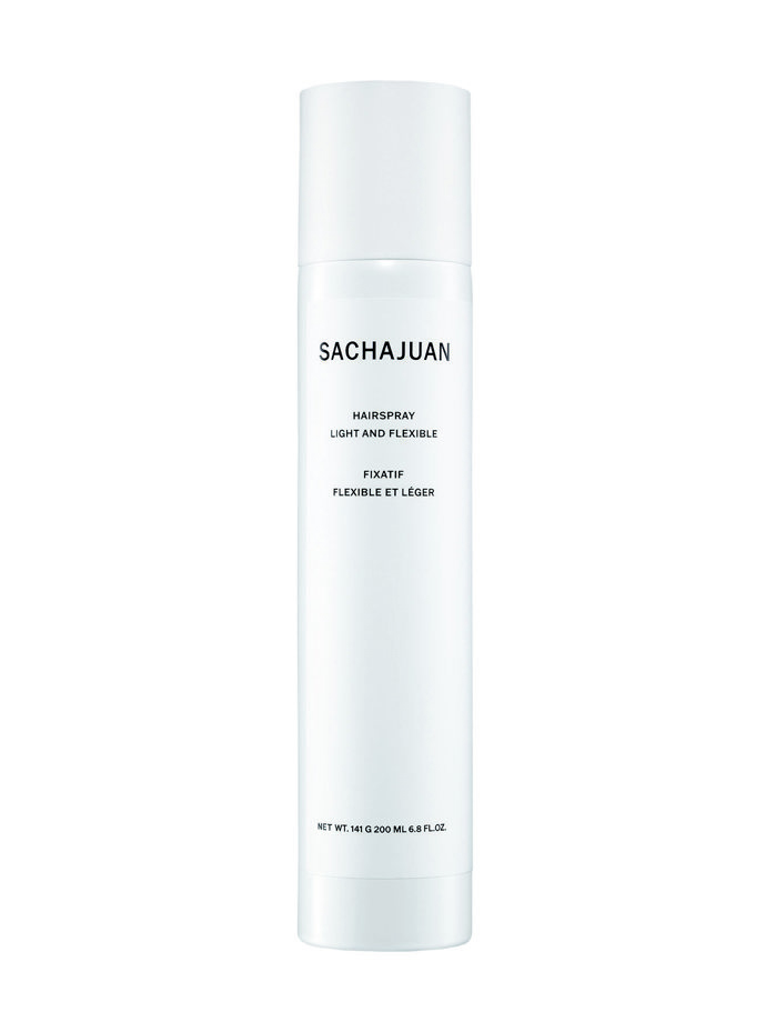 Lak na vlasy Hairspray Light and Flexible, Sachajuan, 200 ml, 700 Kč
Lak na vlasy Hairspray Light and Flexible, Sachajuan, 200 ml, 700 Kč