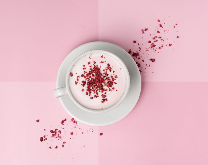 Zakupte si během října CrossCafe pink chai latte, jehož nákupem přispějete pět korun na Alianci žen s rakovinou a další pětikorunu za každý nápoj přidá CrossCafe.
Zakupte si během října CrossCafe pink chai latte, jehož nákupem přispějete pět korun na Alianci žen s rakovinou a další pětikorunu za každý nápoj přidá CrossCafe.