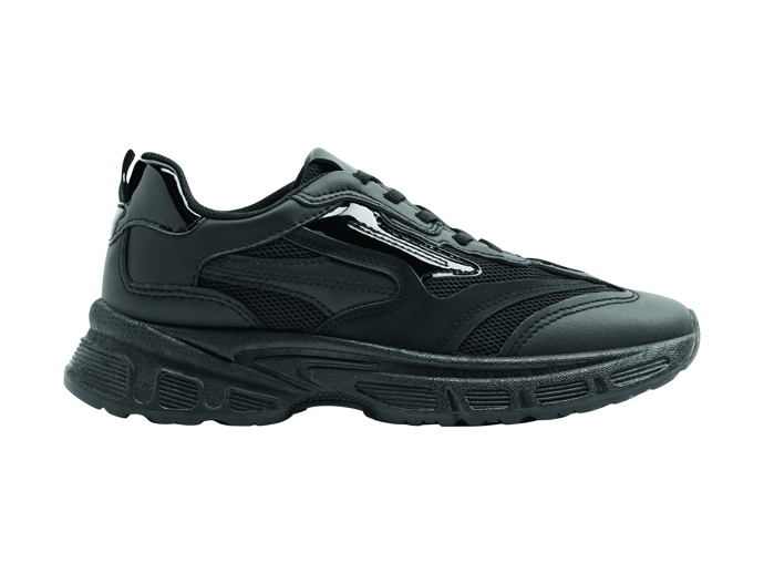 Černé tenisky, Deichmann, 649 Kč
Černé tenisky, Deichmann, 649 Kč