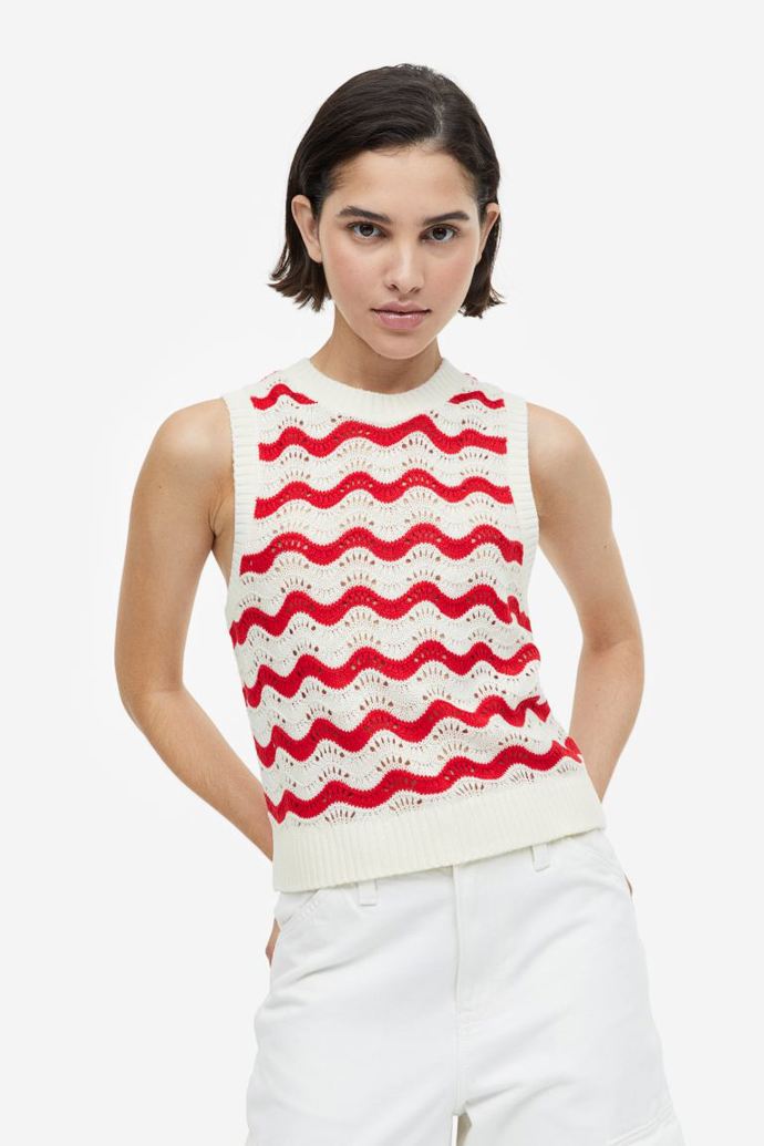 Vzorovaná pletená vest, H&M, 599 Kč

Během Dnů Marianne platí při nákupu nad 800 Kč sleva pro členy věrnostního programu H&M Hello Member v H&M sleva 25 %.
