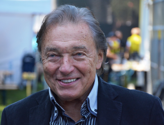 Karel Gott se zařadil na žebříček 120 nejbohatších zpěváků na světě.
