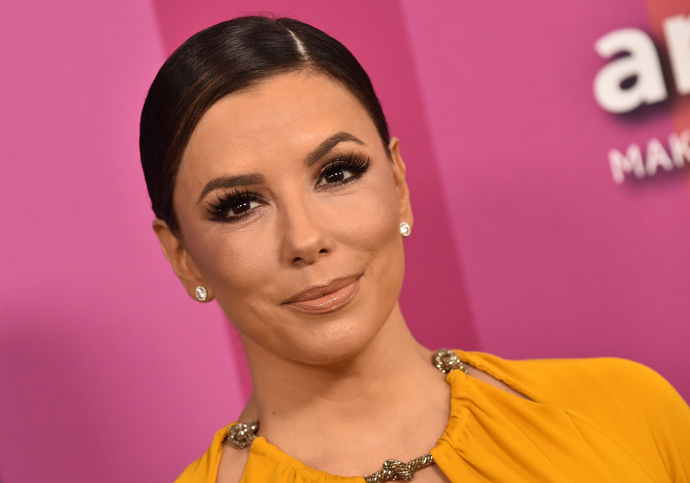 Krásná Eva Longoria, která se proslavila díky seriálu Zoufalé manželky, pravidelně sdílí fotky bez make-upu na svých sociálních sítích. Jen málokdo by uhádnul, že jí bude za dva roky padesát. 
