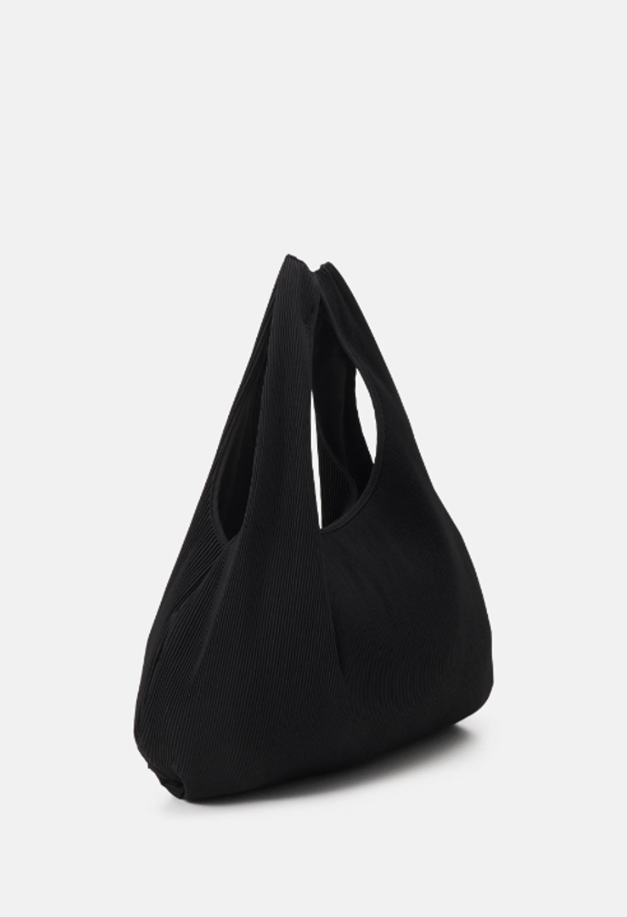 Velká kabelka Zign, Zalando, 693 Kč
Velká kabelka Zign, Zalando, 693 Kč