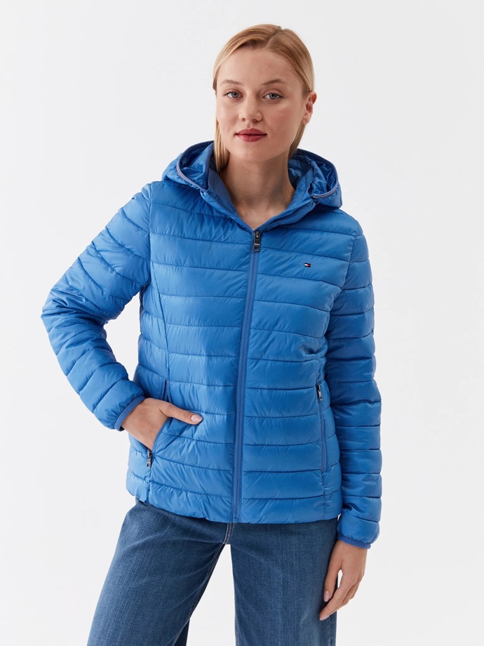 Bunda: Tommy Hilfiger
