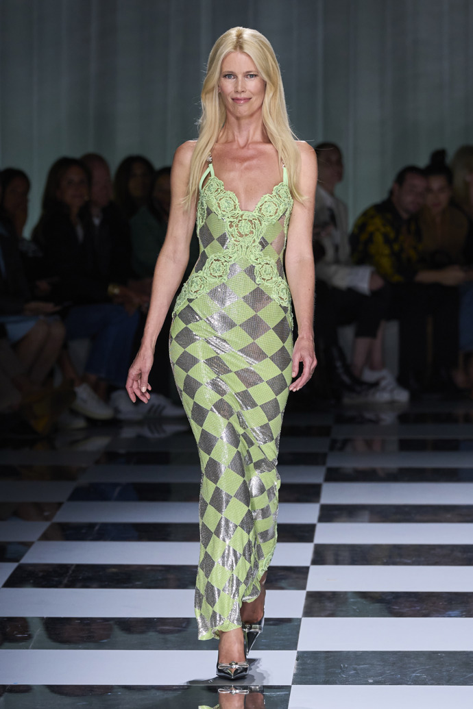 Versace
Versace