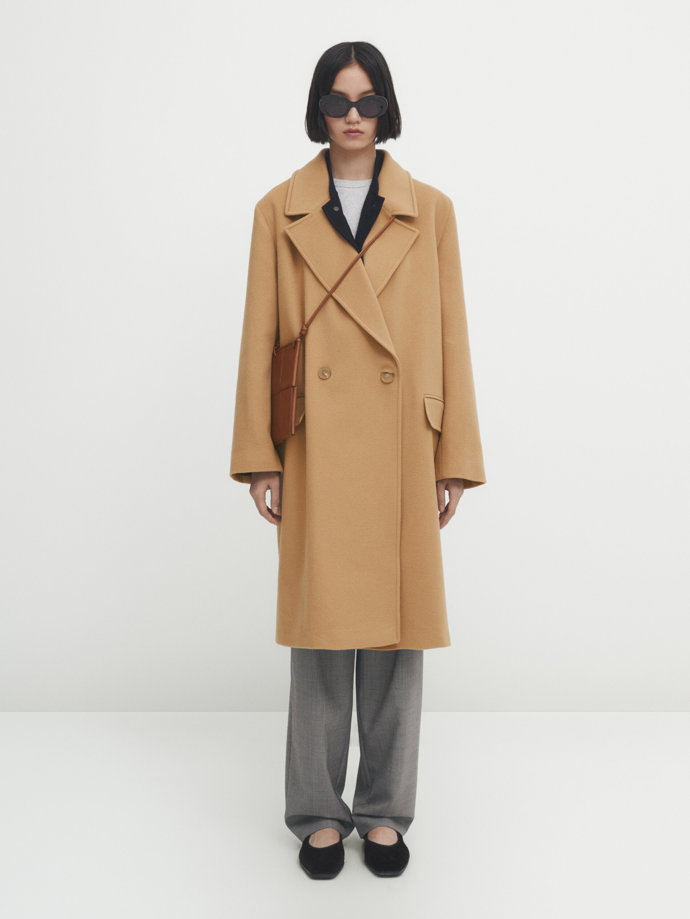 Podzimní kabát, Massimo Dutti, cca 8000 Kč
Podzimní kabát, Massimo Dutti, cca 8000 Kč
