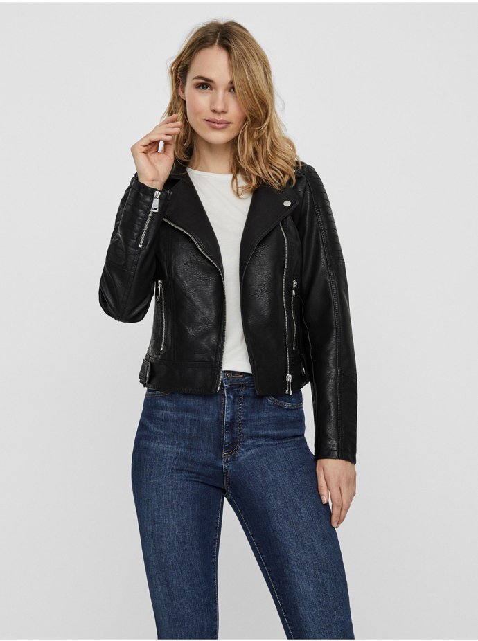 Černý koženkový křivák, Vero Moda, 1 399 Kč, Zoot
Černý koženkový křivák, Vero Moda, 1 399 Kč, Zoot