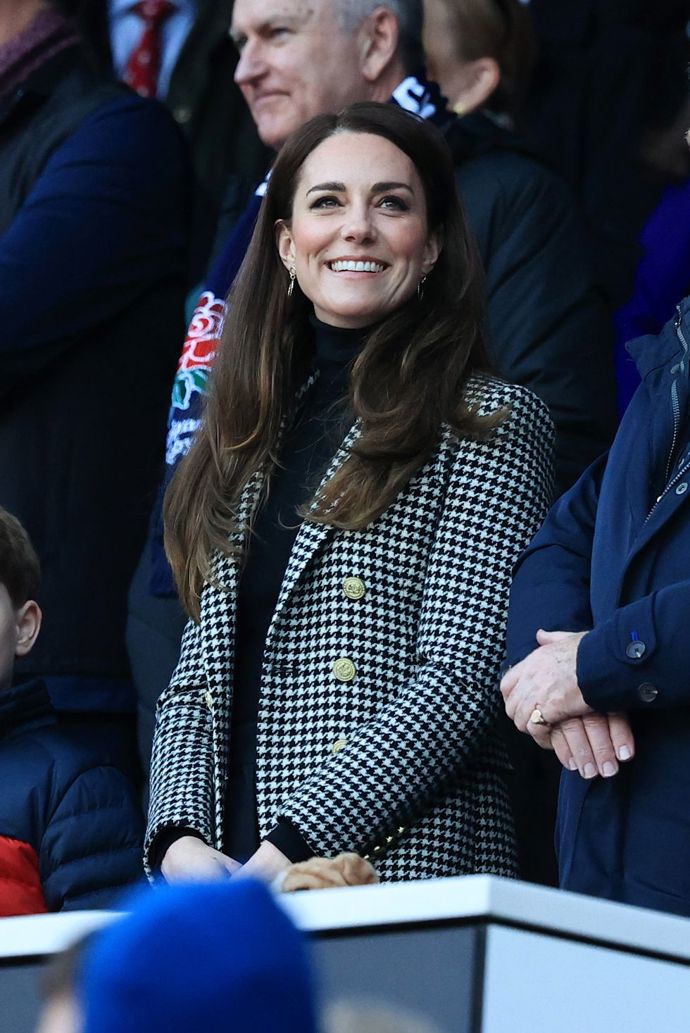 Princezna Kate si oblíbila také kabát od britské značky Holland Cooper.
Princezna Kate si oblíbila také kabát od britské značky Holland Cooper.