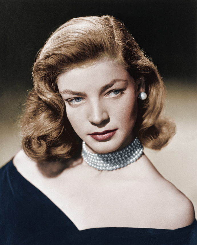 Lauren Bacall nosila parfém Diptyque L'Ombre Dans L'Eau.
Lauren Bacall nosila parfém Diptyque L'Ombre Dans L'Eau.