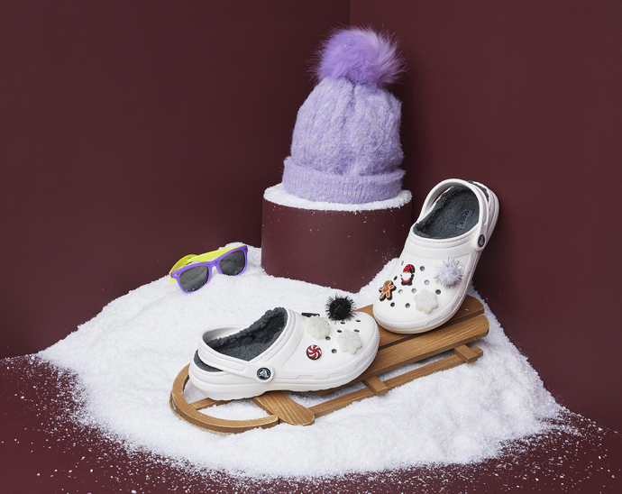 Klasické nazouváky Crocs s jemným kožíškem, 1819 Kč

