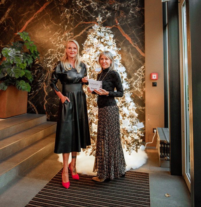 Vendula Pizingerová & Jiřina Forejtková, zakladatelka salonů Tawan, ve kterých najdete Stromy přání.
