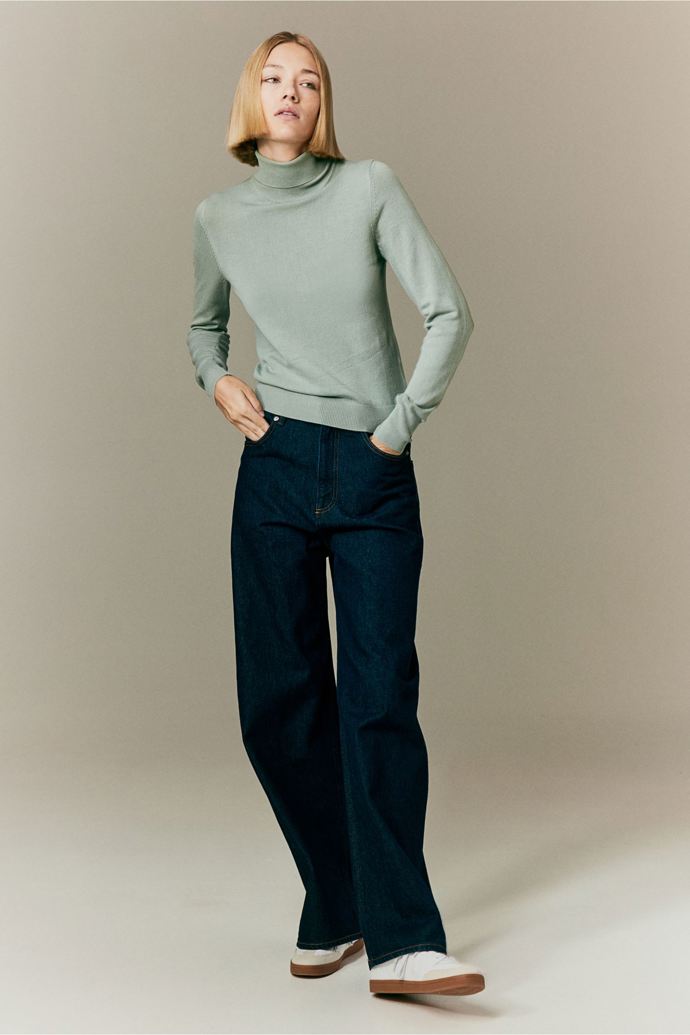 Svetr: H&M; 320,-
