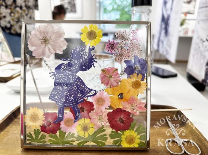 Přehlídka řemesel, folkloru a designu

25. listopadu – 9. prosince, Hala 17, Holešovická tržnice, Bubenské nábřeží 306, Praha 7
