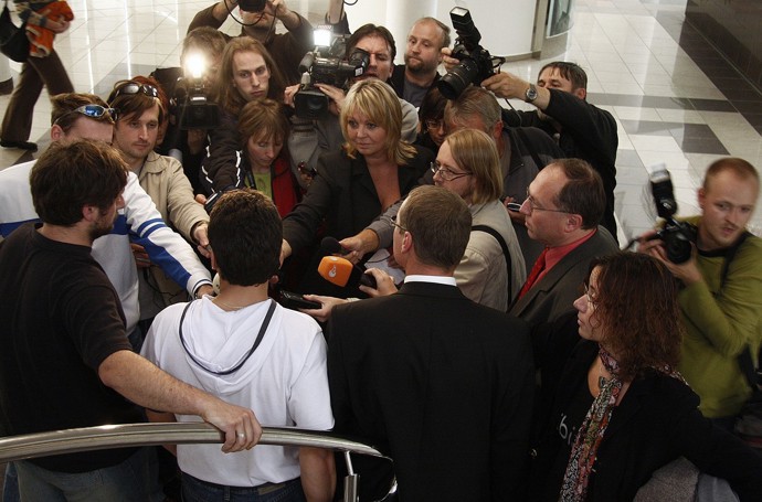 Obě rodiny čelily obrovskému mediálnímu zájmu
