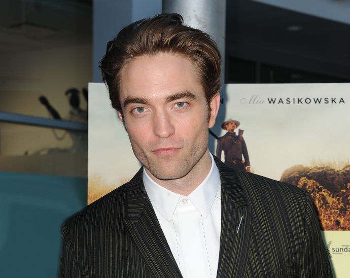 Robert Pattinson měří 1,85 m a svou kariéru začal v době dospívání jako model pro různé dětské značky.
Robert Pattinson měří 1,85 m a svou kariéru začal v době dospívání jako model pro různé dětské značky.