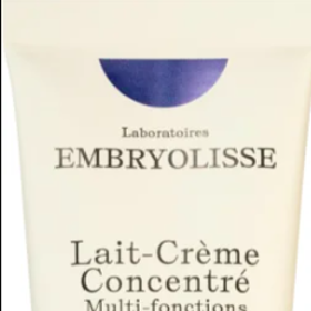 Hydratační krém Embryolisse Moisturizers Creme Riche Hydratante pečuje o suchou a velmi suchou pleť, zkrášluje ji a intenzivně hydratuje.

Embryolisse Moisturizers Creme Riche Hydratante, Notino, 205 Kč
