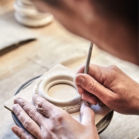 Galerie: Je libo porcelánové vypínače na přání? 