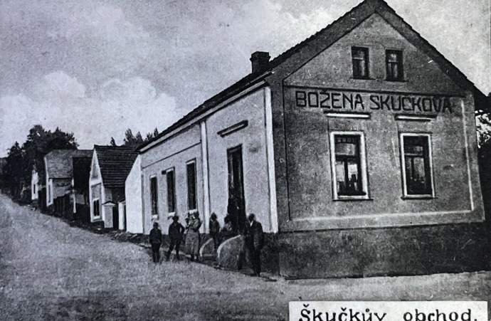 Galerie: Proměněná obec Svinaře...
