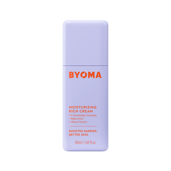 Bohatý hydratační pleťový krém, Byoma, 395 Kč, Sephora
Bohatý hydratační pleťový krém, Byoma, 395 Kč, Sephora
