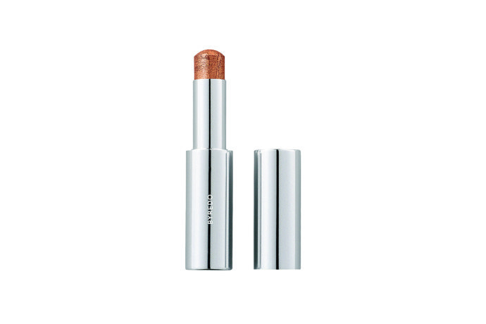 Multifunkční líčidlo Colour Stick, Byredo, 3 g, 900 Kč
Multifunkční líčidlo Colour Stick, Byredo, 3 g, 900 Kč