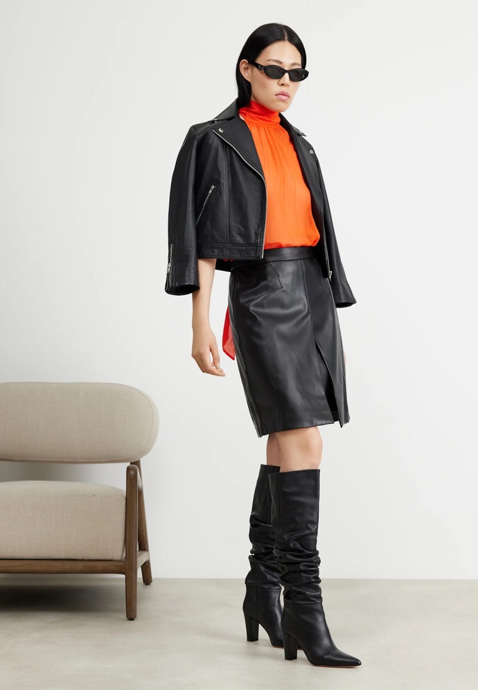 Sukně: DKNY
Sukně: DKNY
