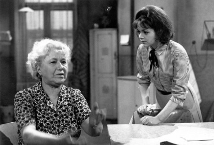Mladá Dana Hlaváčová ve snímku Eliška a její rod (1966)
Mladá Dana Hlaváčová ve snímku Eliška a její rod (1966)