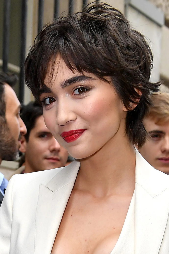 Herečka Rowan Blanchard se naopak přiklání k rozčepýřené verzi pixie
Herečka Rowan Blanchard se naopak přiklání k rozčepýřené verzi pixie