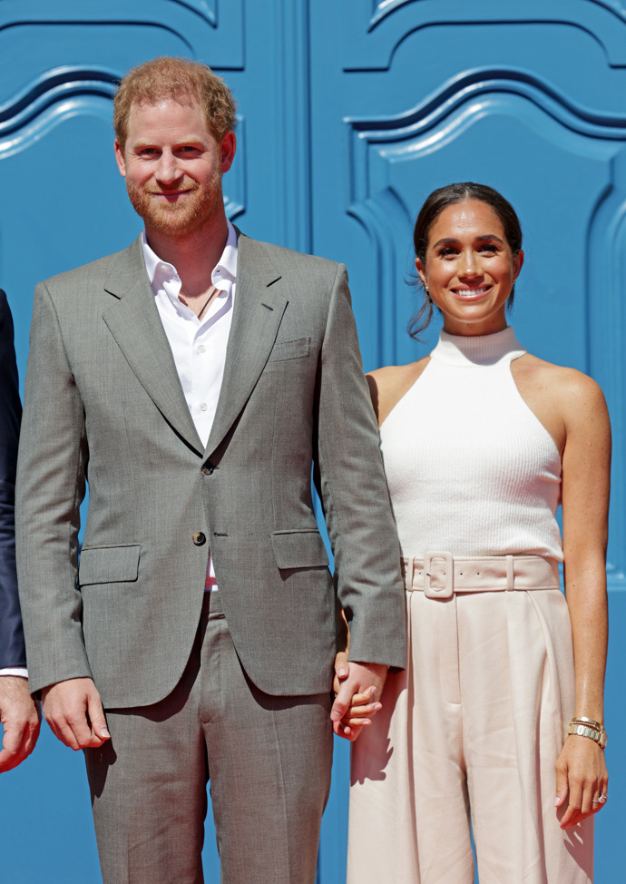 Stále se s princem Harrym objevují spolu na veřejných akcích, letos se zúčastnili například Invictus Games v Německu.
Stále se s princem Harrym objevují spolu na veřejných akcích, letos se zúčastnili například Invictus Games v Německu.