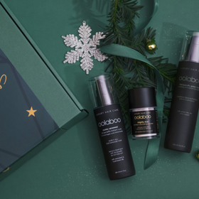 Set praktických pomocníků pro krásné hydratované vlasy plné objemu nabízí balíček oolaboo Green Christmas. 
