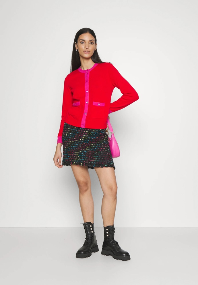 Sukně: Kate Spade New York
Sukně: Kate Spade New York