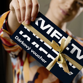 Filmové fanoušky jistě potěšíte také filmovým předplatným na streamovací platformu KVIFF.TV. Darovat můžete předplatné nejen na celý rok, ale také na měsíc nebo jednotlivý film.
