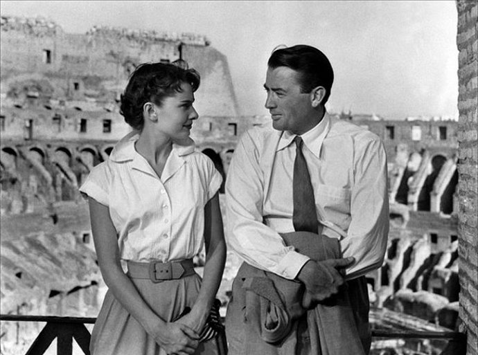 Účes jménem pixie proslavila v 50. letech Audrey Hepburn ve filmu Prázdniny v Římě.
Účes jménem pixie proslavila v 50. letech Audrey Hepburn ve filmu Prázdniny v Římě.