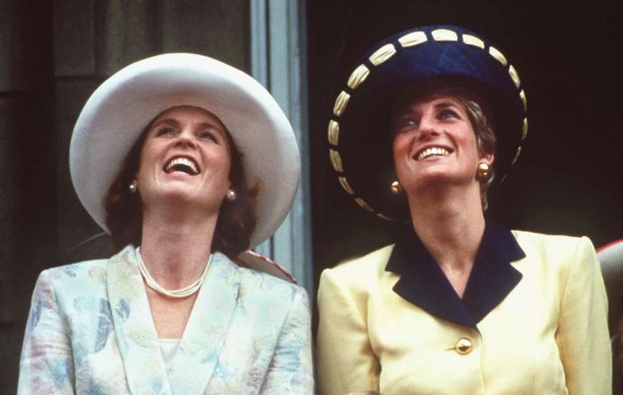 A princezna Diana dala své švagrové Sarah Ferguson koupelnovou předložku s leopardím vzorem.
