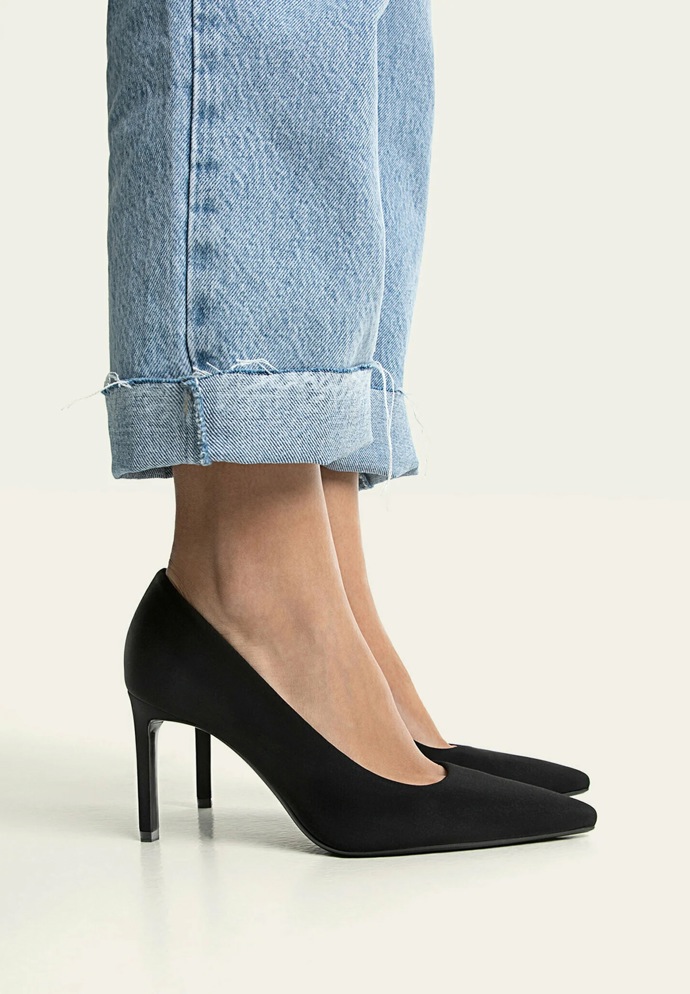 Boty: Stradivarius
