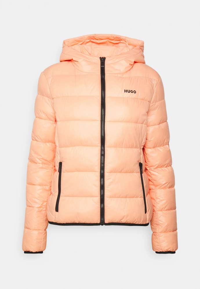 Zimní bunda HUGO, Zalando, 4800 Kč
Zimní bunda HUGO, Zalando, 4800 Kč