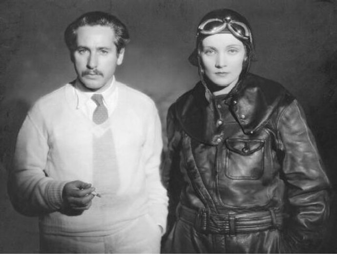 Marlene s režisérem Josefem von Sternbergem v roce 1931. 

