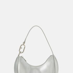 Furla, 4620 Kč

Původní cena 7700 Kč
