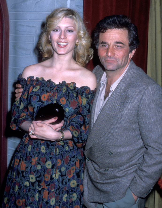 Manželství ale nebylo pohádkové. Peter Falk holdoval alkoholu, ženám a jeho noční tahy nebraly konce. 

